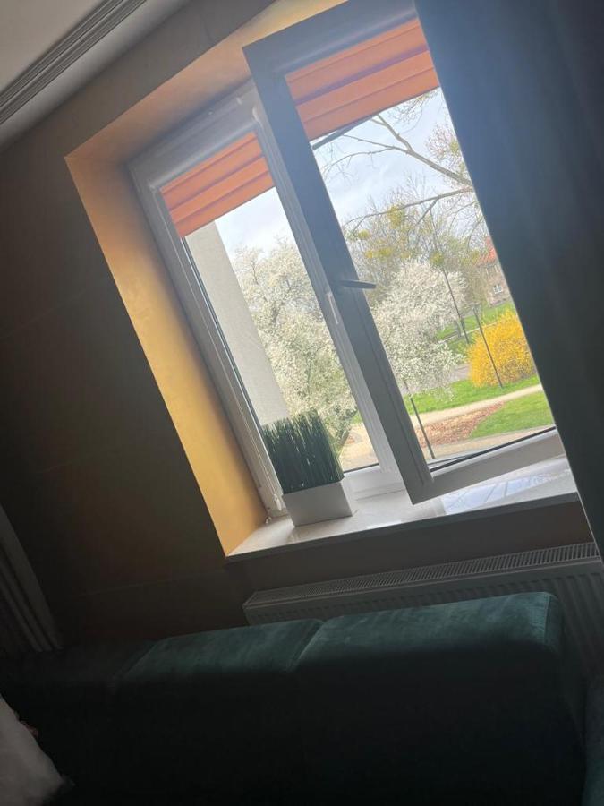 Apartament Dubaj Gliwice Bagian luar foto