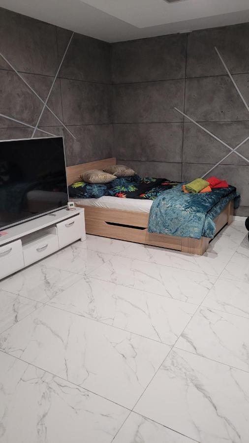 Apartament Dubaj Gliwice Bagian luar foto