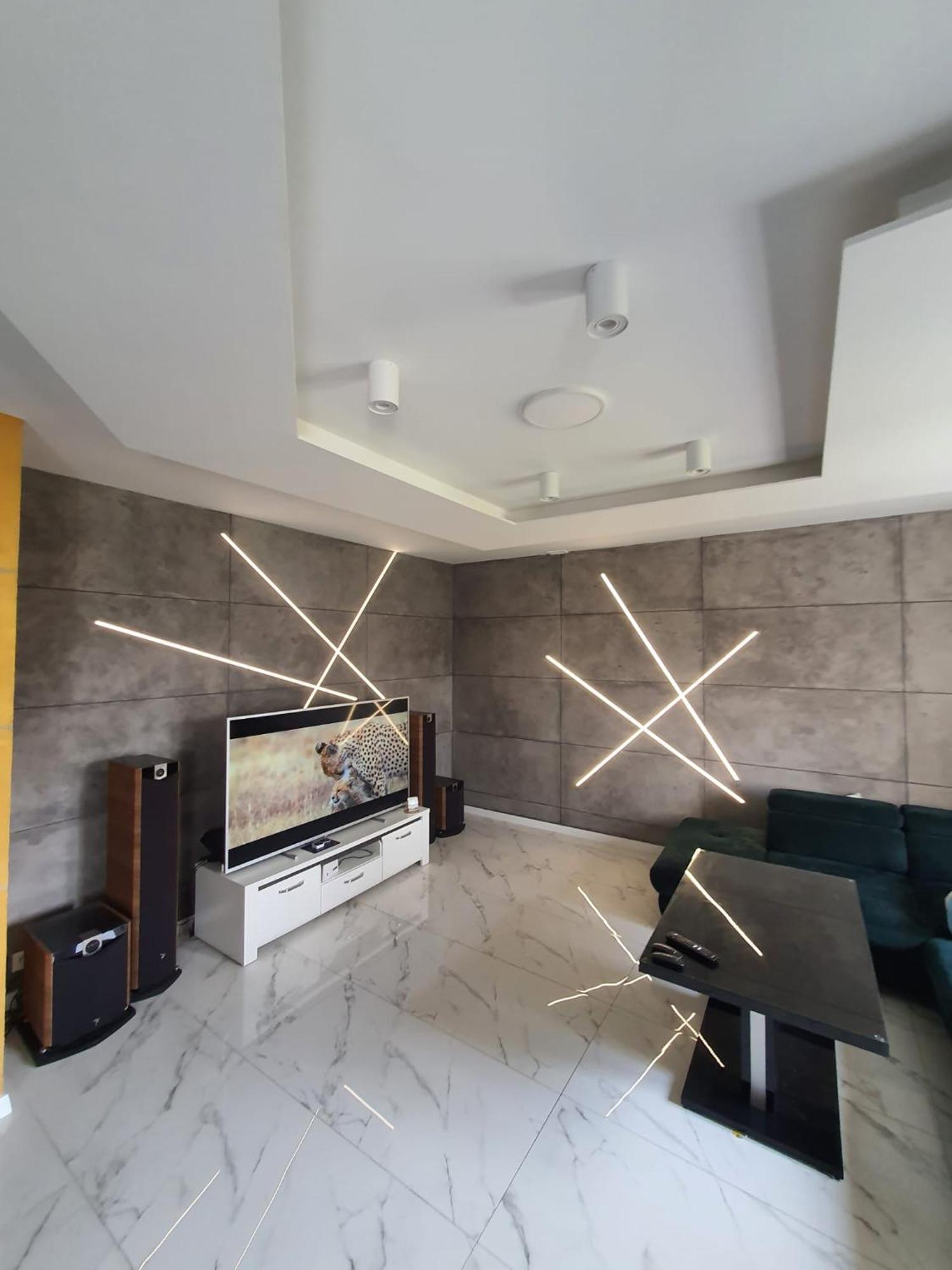 Apartament Dubaj Gliwice Bagian luar foto